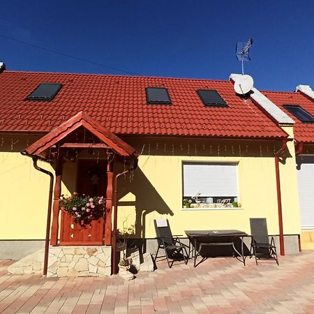 Marilyn Vendeghaz Hotel Kehidakustany Exterior photo